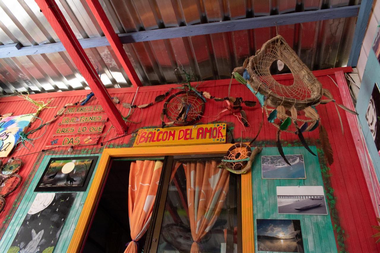 Hostal Liliana Buenaventura Exterior photo