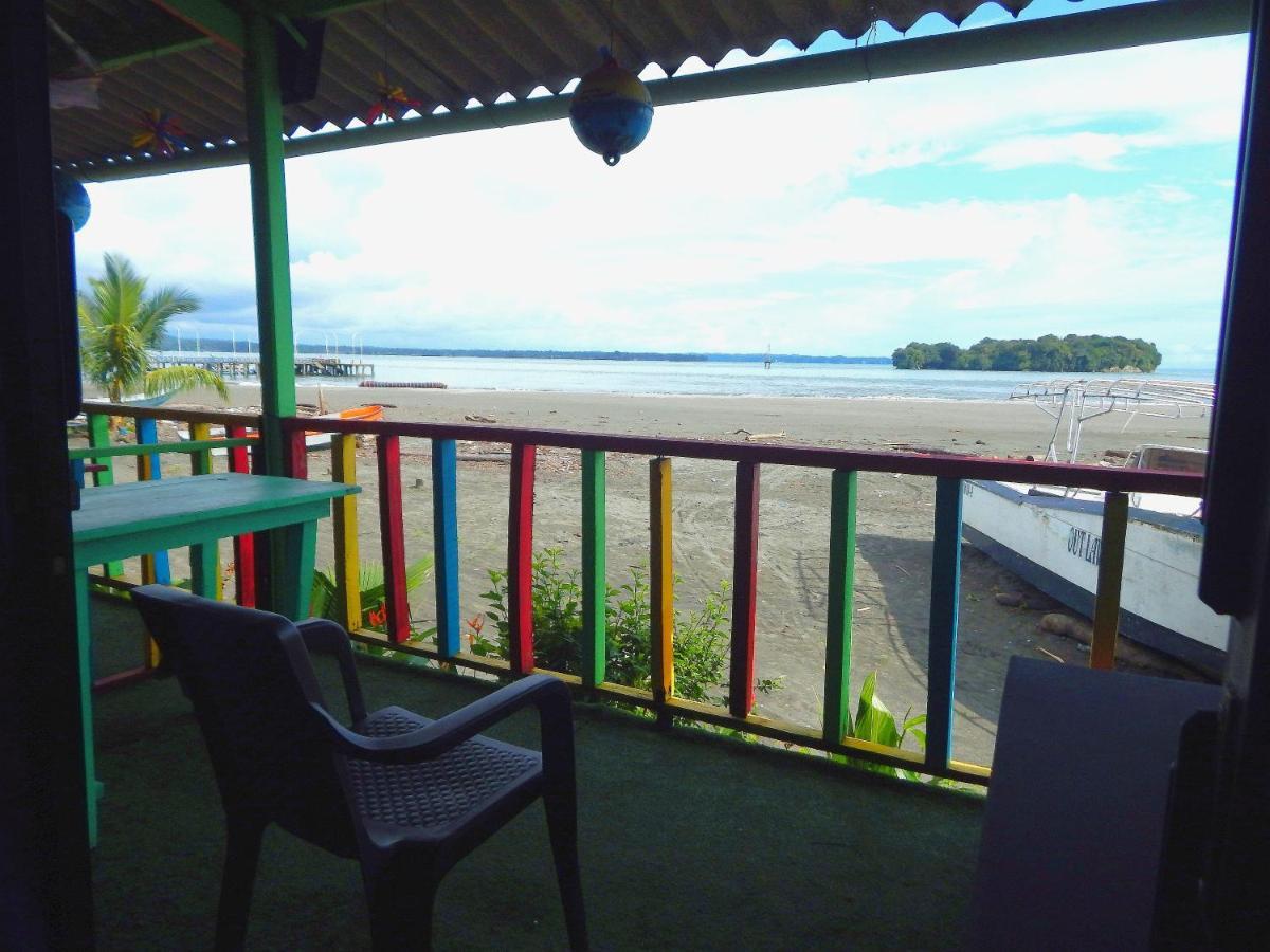 Hostal Liliana Buenaventura Exterior photo